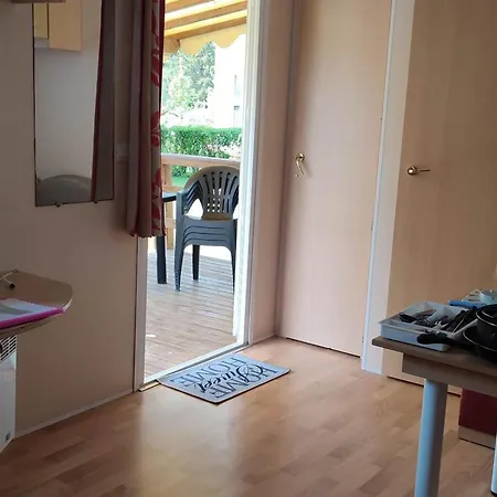 Mobil-home De Charme Avec Terrasse - 4 Pers. - Api-1-52-2024 La Tour-d'Auvergne