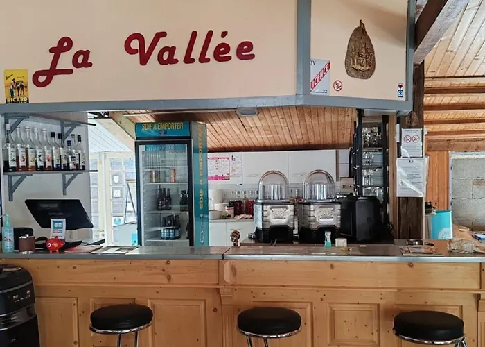 Mobil-home De Charme Avec Terrasse - 4 Pers. - Api-1-52-2024 Campsite